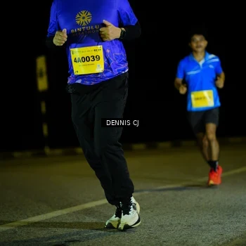 Runner Photo 3084372