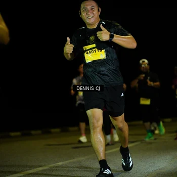 Runner Photo 3084423