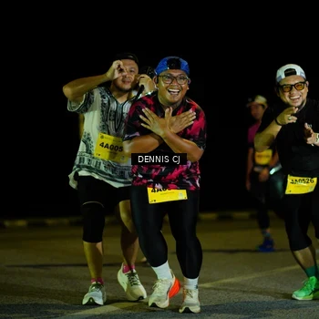 Runner Photo 3084455