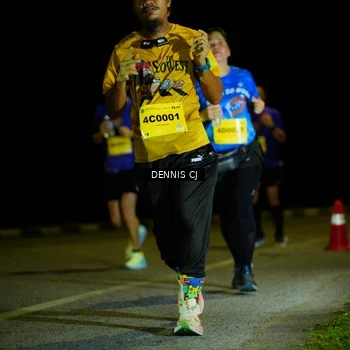 Runner Photo 3084621