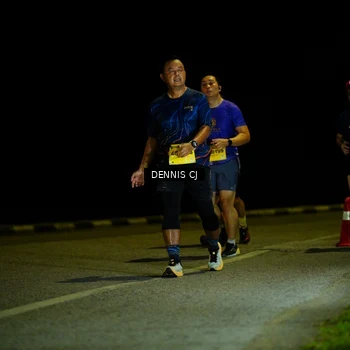Runner Photo 3084701