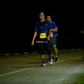Runner Photo 3084706
