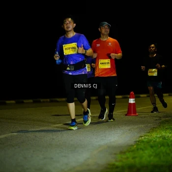 Runner Photo 3084797