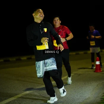 Runner Photo 3084854