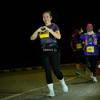Runner Photo 3085042