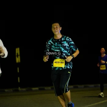 Runner Photo 3085184