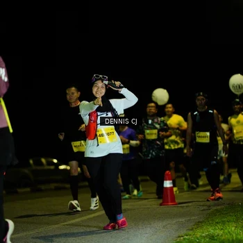 Runner Photo 3085399