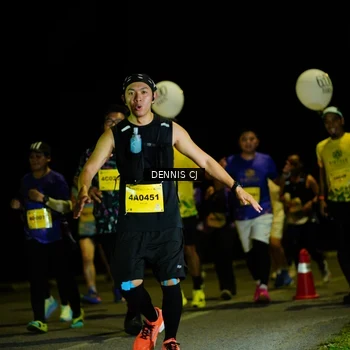 Runner Photo 3085433