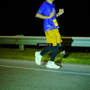 Runner Photo 3085703