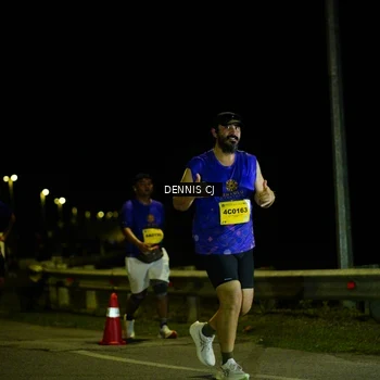 Runner Photo 3085736