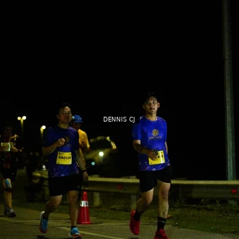 Runner Photo 3085753