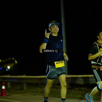 Runner Photo 3085781