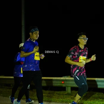 Runner Photo 3085799