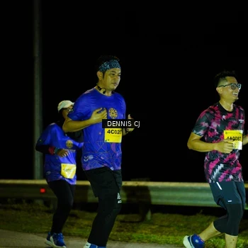Runner Photo 3085800