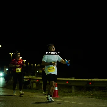 Runner Photo 3085873