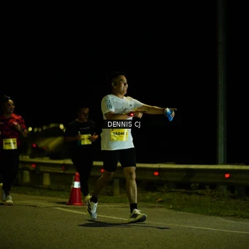 Runner Photo 3085874
