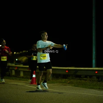 Runner Photo 3085875
