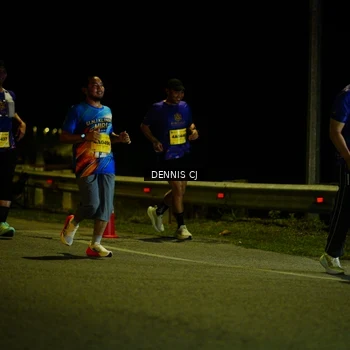 Runner Photo 3085908
