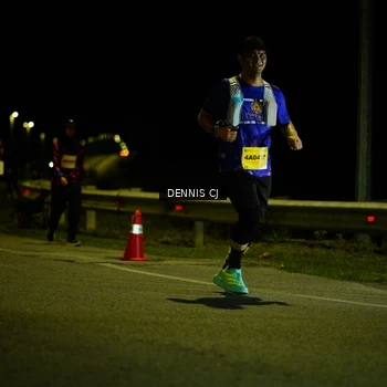Runner Photo 3085915