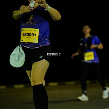 Runner Photo 3086342