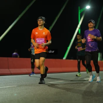 Runner Photo 3097103