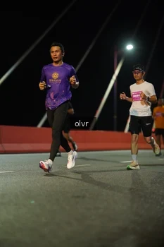 Runner Photo 3097217