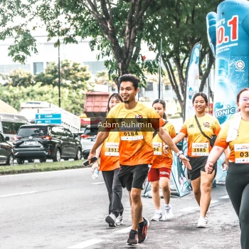 Runner Photo 3101758