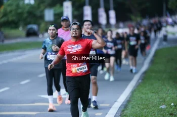 Runner Photo 31020