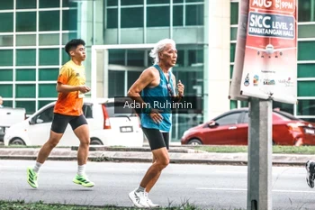 Runner Photo 3102745