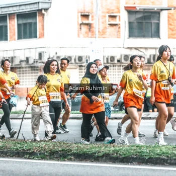 Runner Photo 3103000