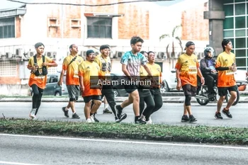 Runner Photo 3103015