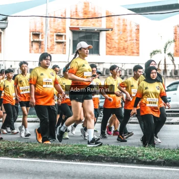 Runner Photo 3103034