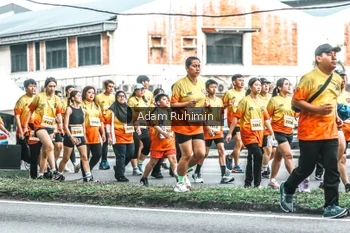 Runner Photo 3103040