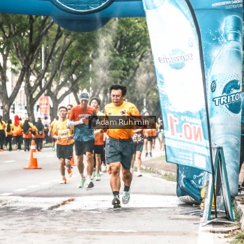 Runner Photo 3103301