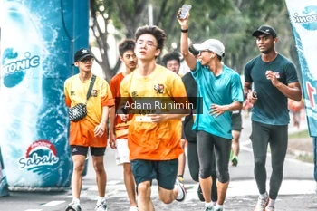 Runner Photo 3103331