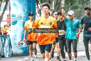Runner Photo 3103332
