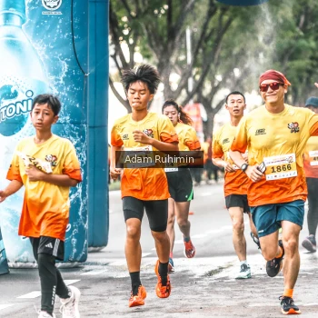 Runner Photo 3103354