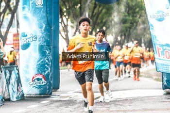 Runner Photo 3103375