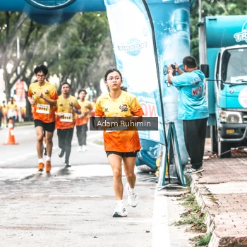 Runner Photo 3103395
