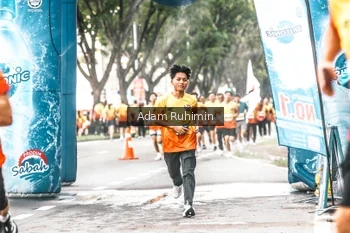 Runner Photo 3103402