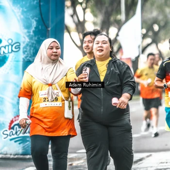 Runner Photo 3103460