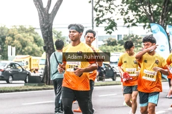 Runner Photo 3103718