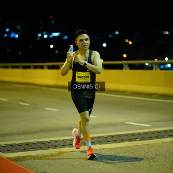Runner Photo 3105059