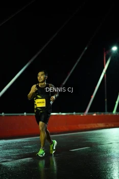 Runner Photo 3105201