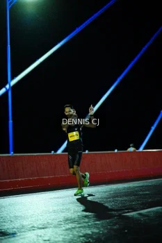 Runner Photo 3105256
