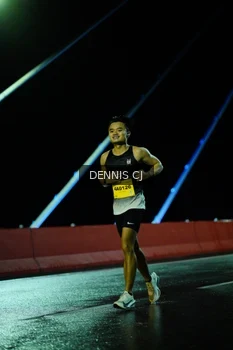 Runner Photo 3105366