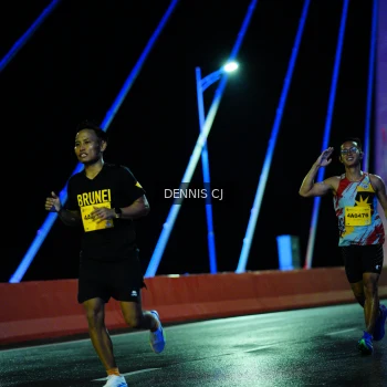 Runner Photo 3105413