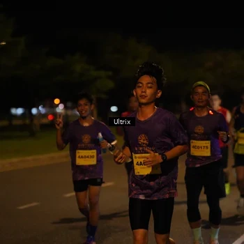 Runner Photo 3108723