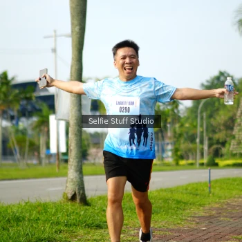 Runner Photo 3139967