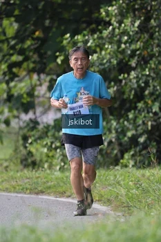 Runner Photo 3141470